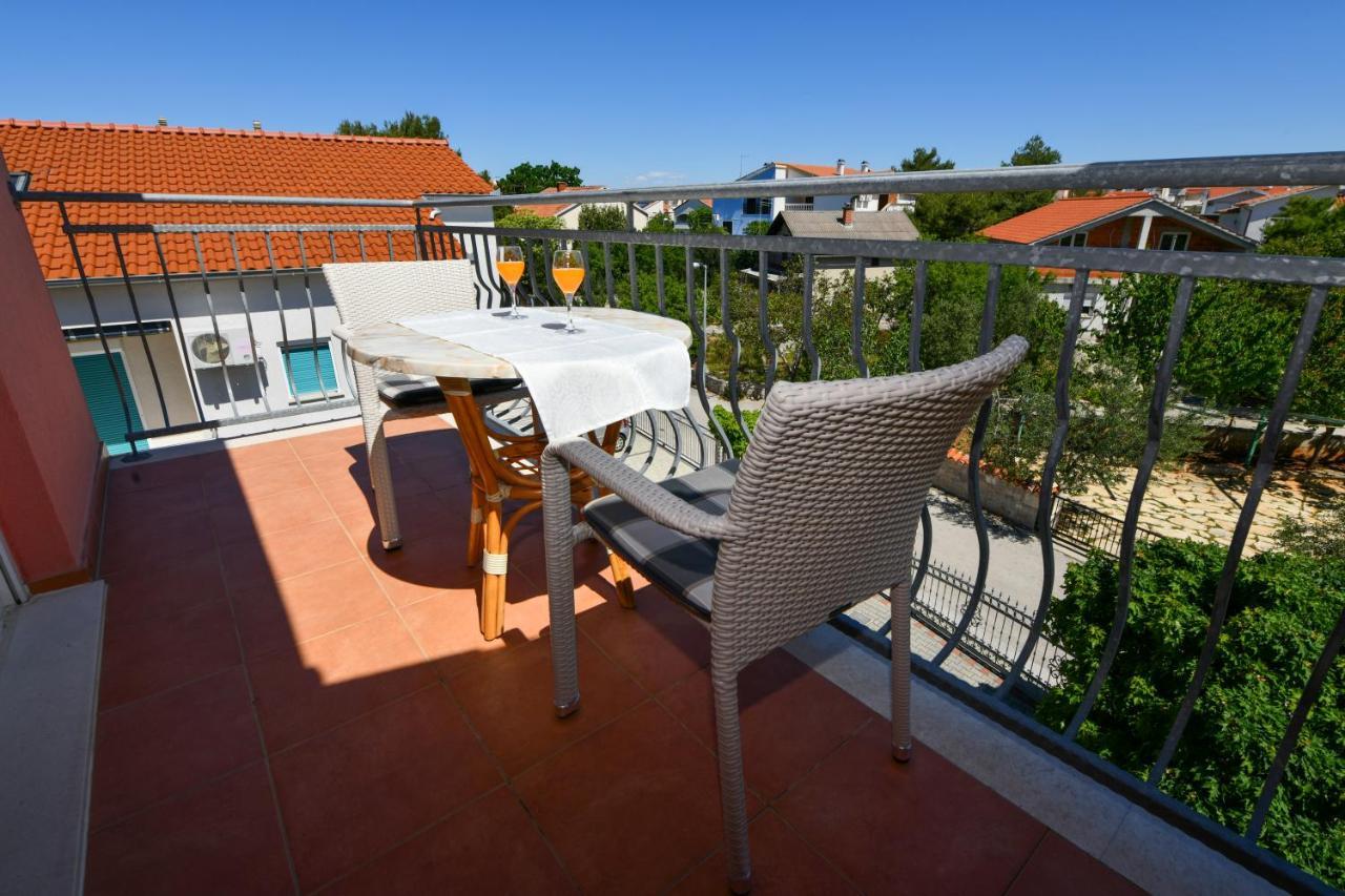 Apartments Vila Miranda Vodice Extérieur photo