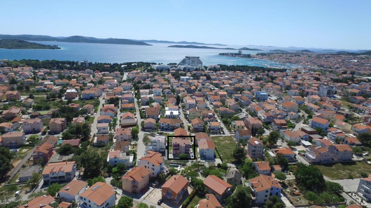 Apartments Vila Miranda Vodice Extérieur photo