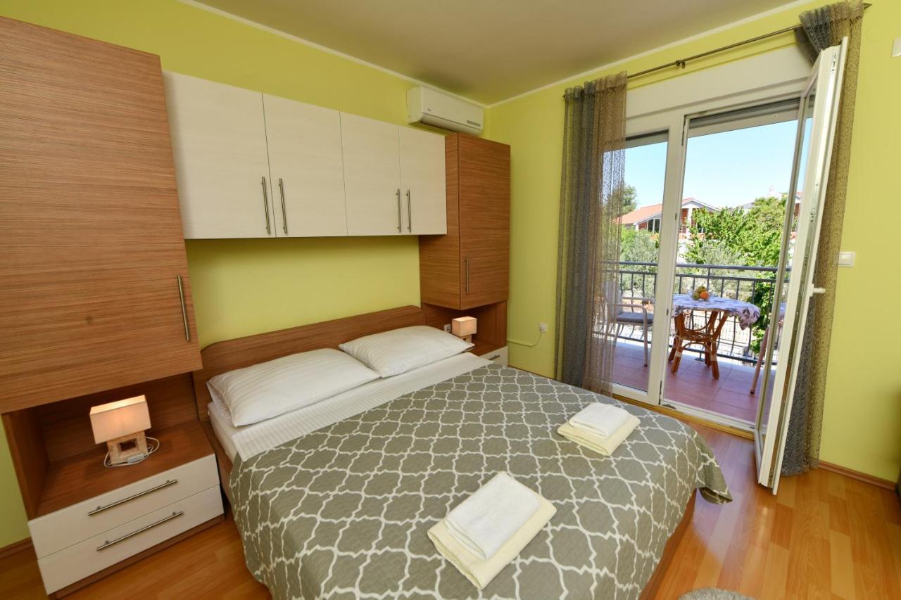 Apartments Vila Miranda Vodice Extérieur photo