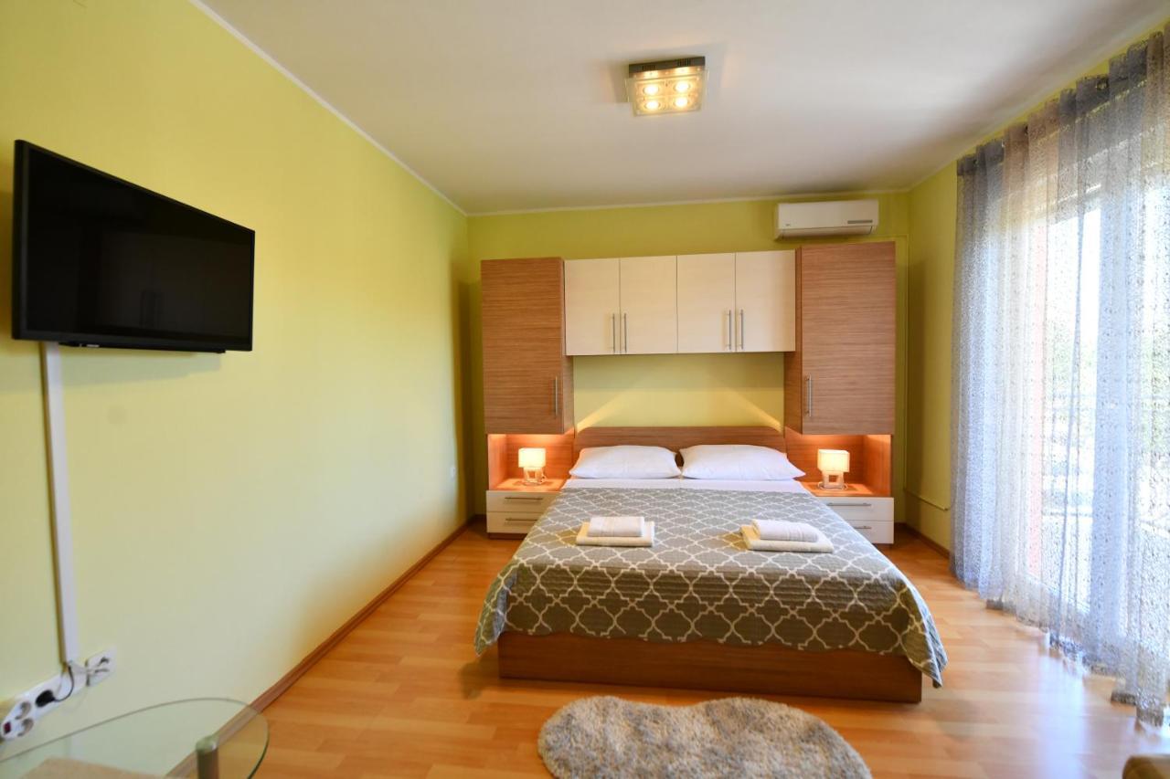 Apartments Vila Miranda Vodice Extérieur photo